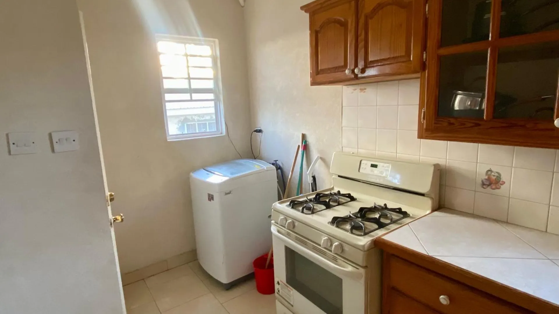 J & J Apartments Christ Church Barbados